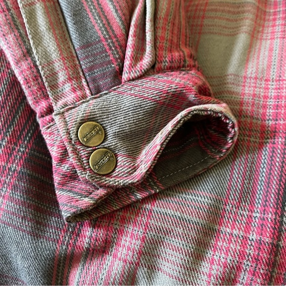 Dickies men’s Shacket Red Black & Grey Plaid Full Zip and snap button size M - Picture 4 of 11